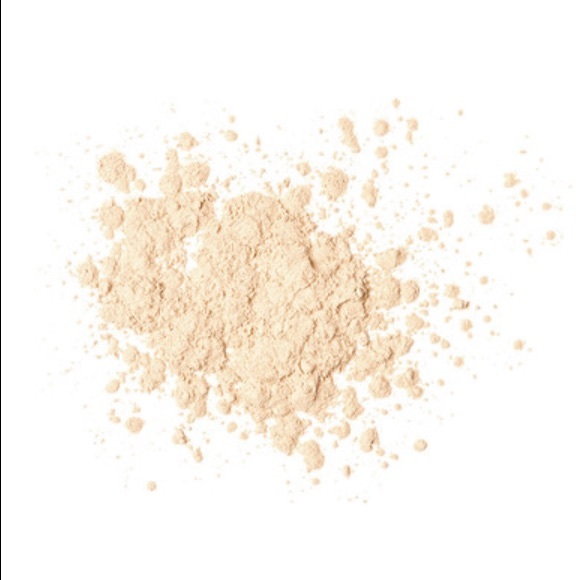 Too Faced Setting Powder - Picture 2 of 5